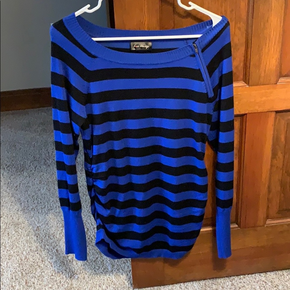Sweater perfect with leggings